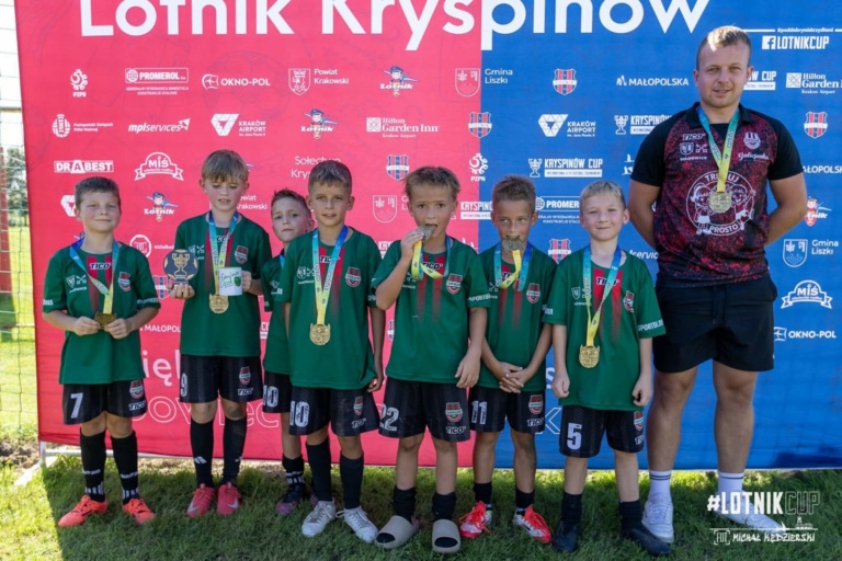 Świetny występ żaków na turnieju Lotnik Cup & Kryspinów Cup