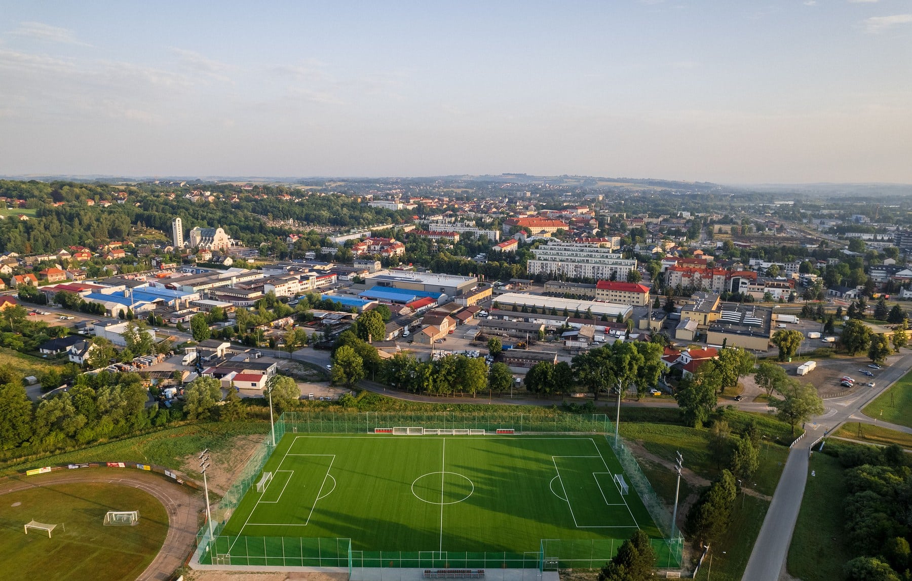 boisko-pelnowymiarowe-caloroczne-wadowice-08